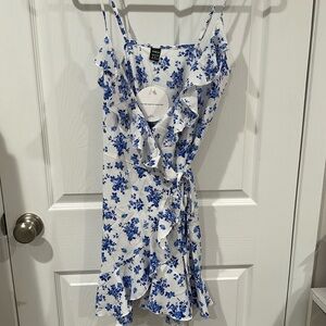 Blue floral vacation dress
